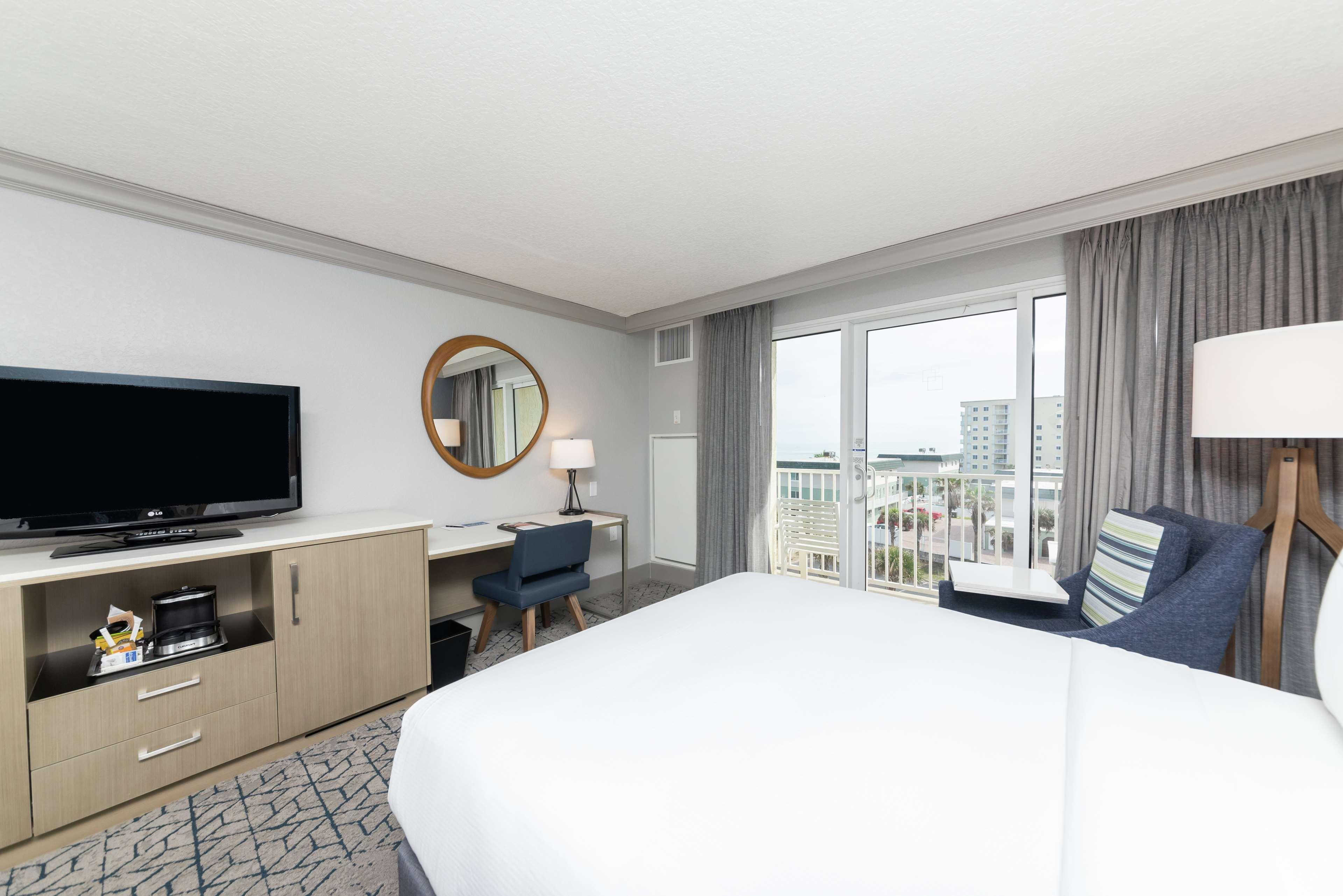 Hilton Melbourne Beach Oceanfront Exterior photo
