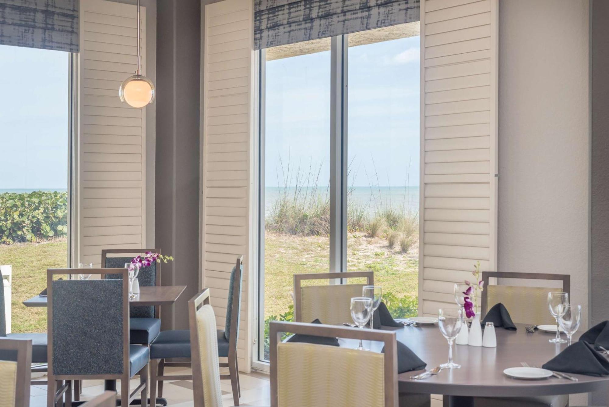 Hilton Melbourne Beach Oceanfront Exterior photo