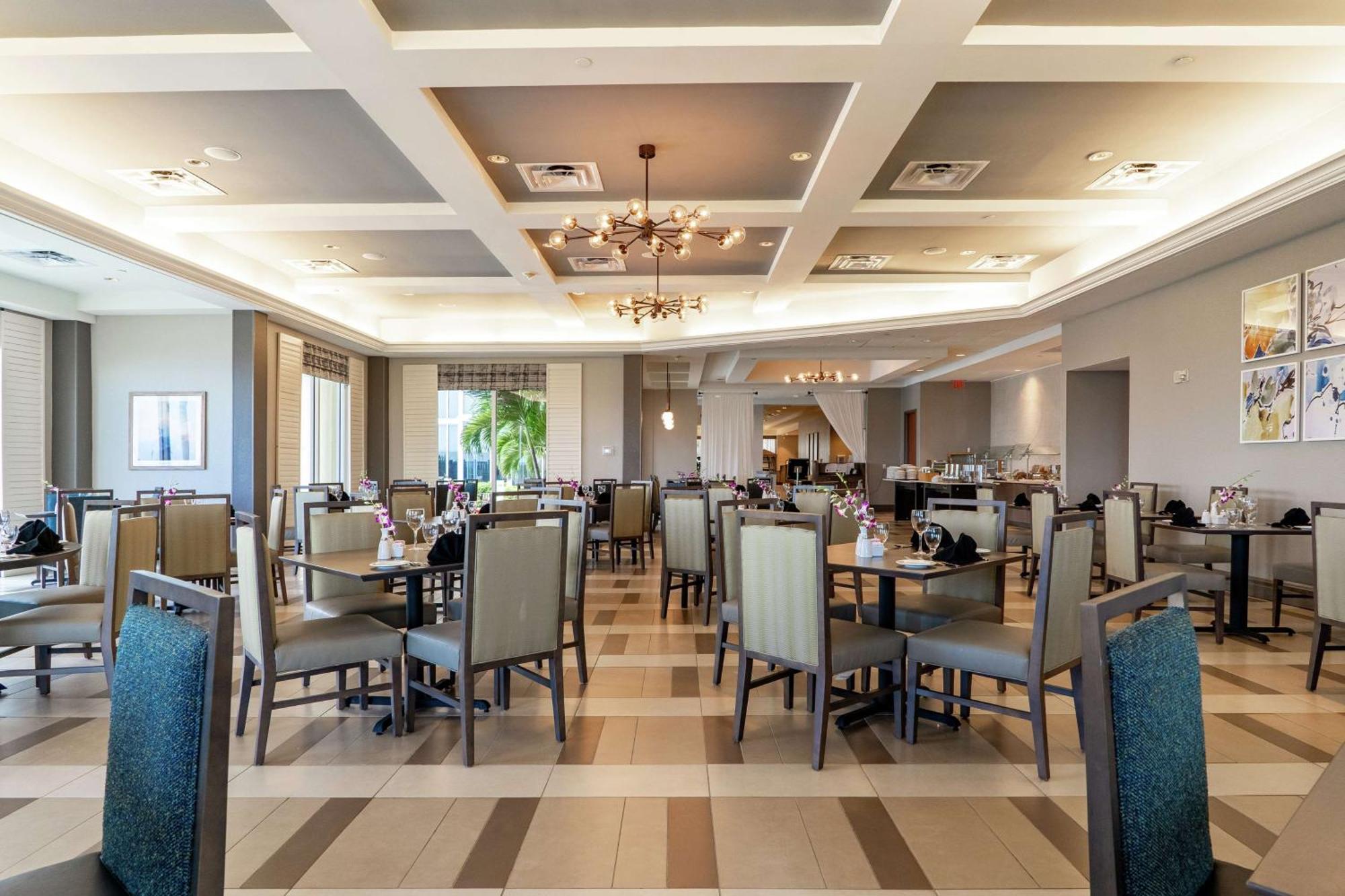 Hilton Melbourne Beach Oceanfront Exterior photo